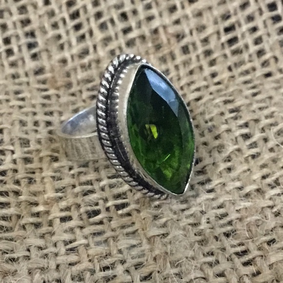 none Jewelry - Green gemstone silver colored ring none Jewelry - Green gemstone silver colored ring